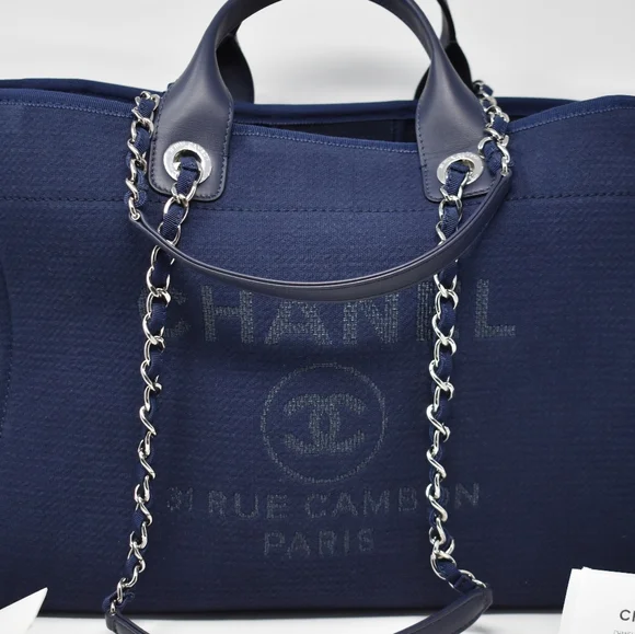 Chanel Deauville Navy - Picture 5 of 16